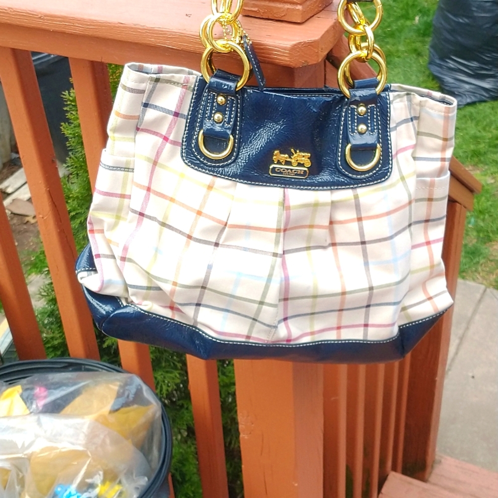 New Coach Bag 2pc bonus Wallet